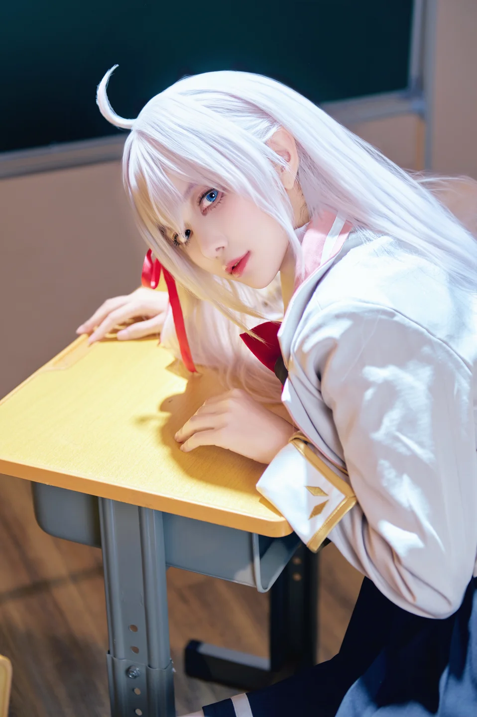Shika小鹿鹿 - 邻座艾莉同学 [38P,2V-369MB] tg@simisebaisi 【丝足阁】004.webp